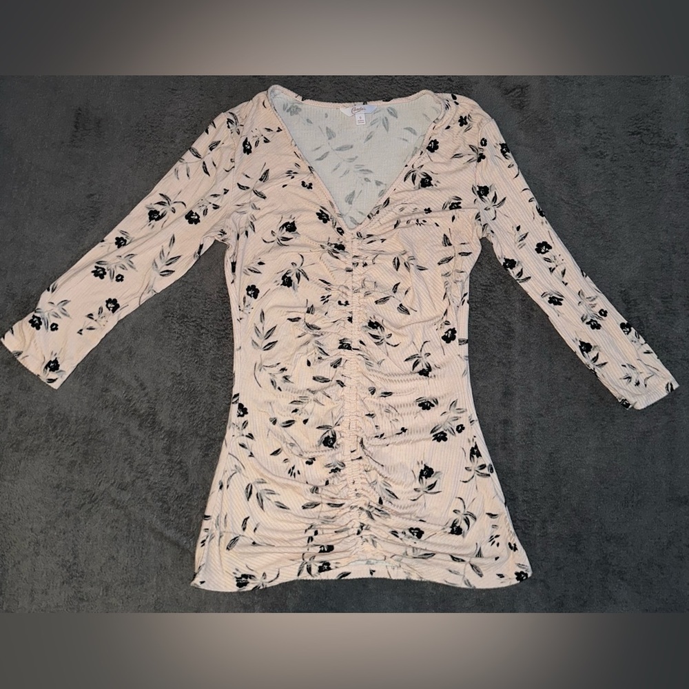 Cute Floral 3/4 Sleeve Top